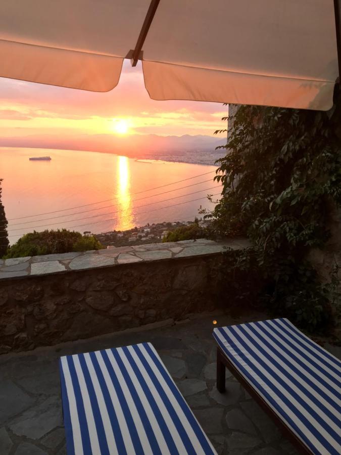 The Villa Of Blues Kalamata Exterior foto