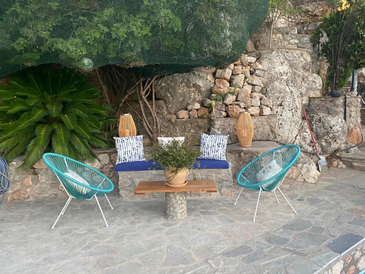 The Villa Of Blues Kalamata Exterior foto